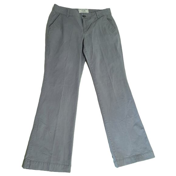 Old Navy Flirt Womens Perfect Khaki Pants Jeans Size 6 Short Gray 2012 - Picture 1 of 4